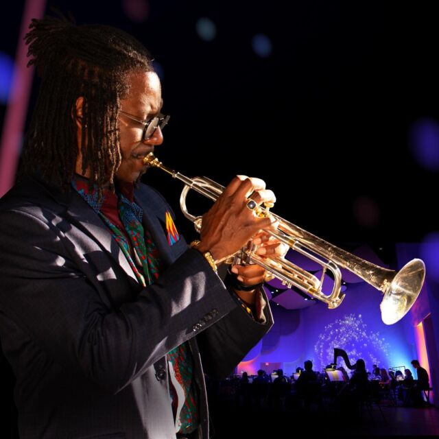 @wfusymphony is hosting a two-day residency with trumpeter Courtney D. Jones, an award-winning Bach performing and recording artist, this Thursday and Friday (Oct. 26 and 27). 
🎺🎵🎻
Jones is a leading figure in contemporary performance and conducting, and his residency at Wake Forest is part of “Paving the Way” – an interdisciplinary concept designed to magnify underrepresented composers and musicians and provide a platform for current and continued exploration into their lives and work. Sponsored by @wfu_iac @wfumusic @recaalwfu 

Thursday, Oct. 26
🎵 Masterclass with WFU Jazz Ensemble (12:30pm, Scales M201)

Friday, October 27
🎵 Interdisciplinary panel discussion on African American life, music, performance, and education (10am, Brendle)

🎵 Performance: WFU Symphony Orchestra with Trumpeter Courtney D. Jones (7:30pm, Brendle)

All events free and open to the public. Link in bio! 🔗